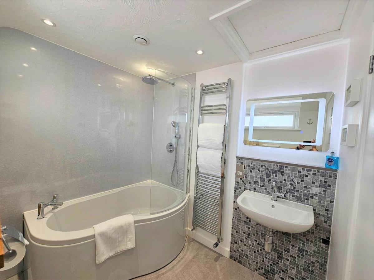 Bosun'S Cottage Luxury Stay In The Heart Of Town Weymouth Zewnętrze zdjęcie