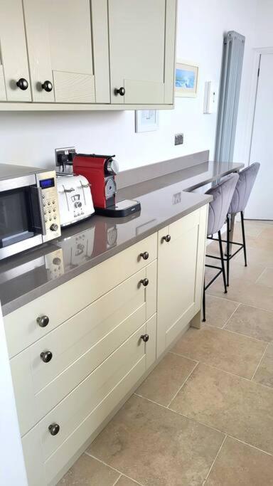 Bosun'S Cottage Luxury Stay In The Heart Of Town Weymouth Zewnętrze zdjęcie